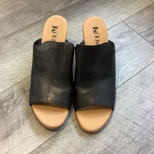 Korks Wedge SandalsSize 11M